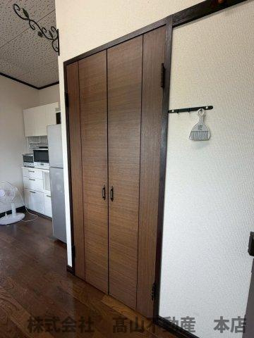 自由ヶ丘5丁目・M邸の収納