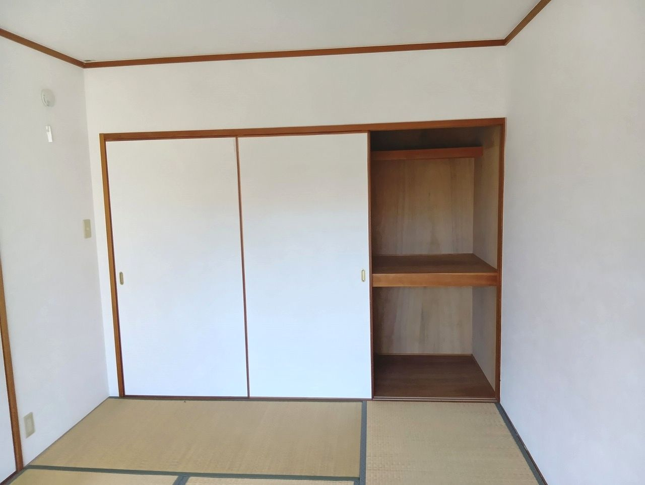 ハイツ鹿持の収納|たっぷりとした収納スペースです