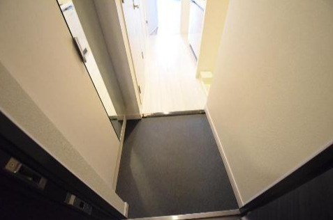 名古屋市中村区井深町の賃貸マンションの玄関