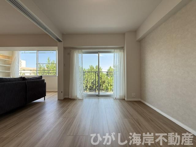 パレ平塚すみれ平参番館の洋室|新規リフォーム完了！　6.2帖　洋室