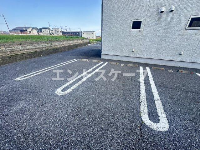 Harvard squareの駐車場|高崎、前橋のお部屋探しはエンドスケープまで！お客様の理想お聞かせ下さい♪