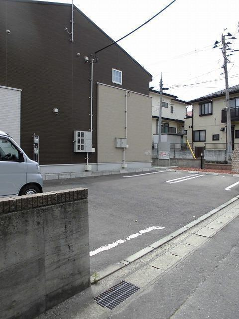 Ｒｉｖｅｒｓｉｄｅ泉の駐車場|駐車場