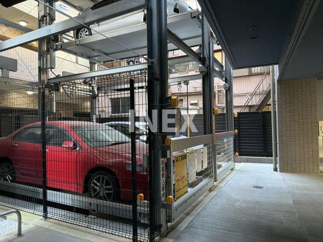 横浜市西区平沼１丁目の賃貸マンションの駐車場