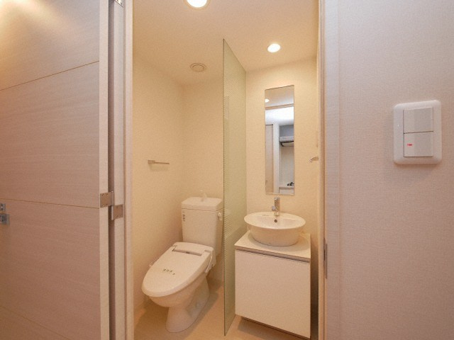 S-RESIDENCE北浜の独立洗面台