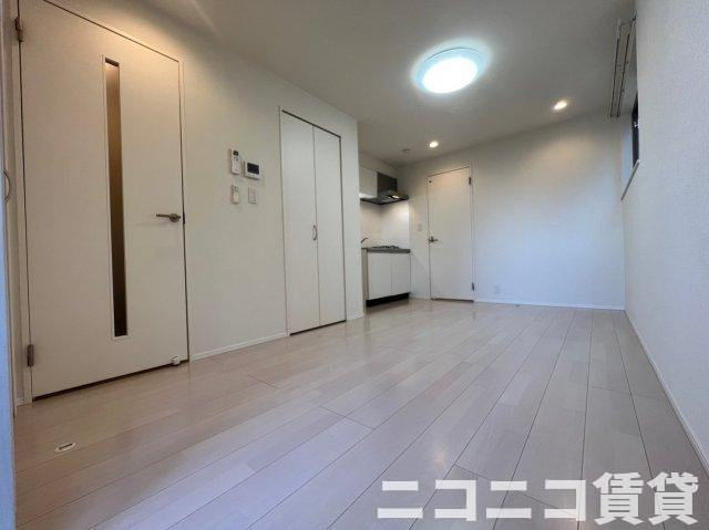 足立区足立３丁目のアパート