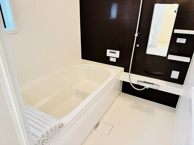 八王子市　本町　新築一戸建て　５期の浴室|～のびのびくつろげるバスルーム　１日の締めくくりに癒やしのバスタイムを～