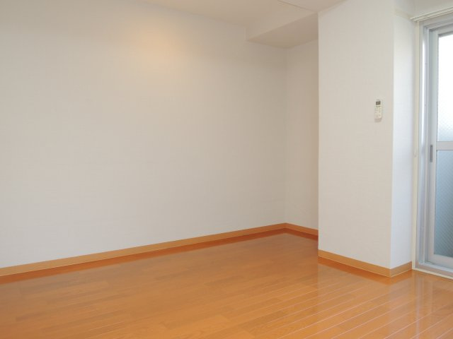 【寝室】