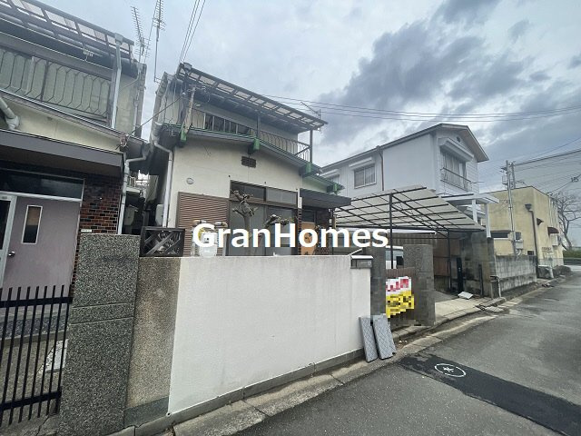 宮上町一丁目貸家の外観