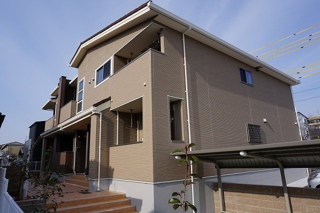 プロスペリタ天白川緑地南の外観