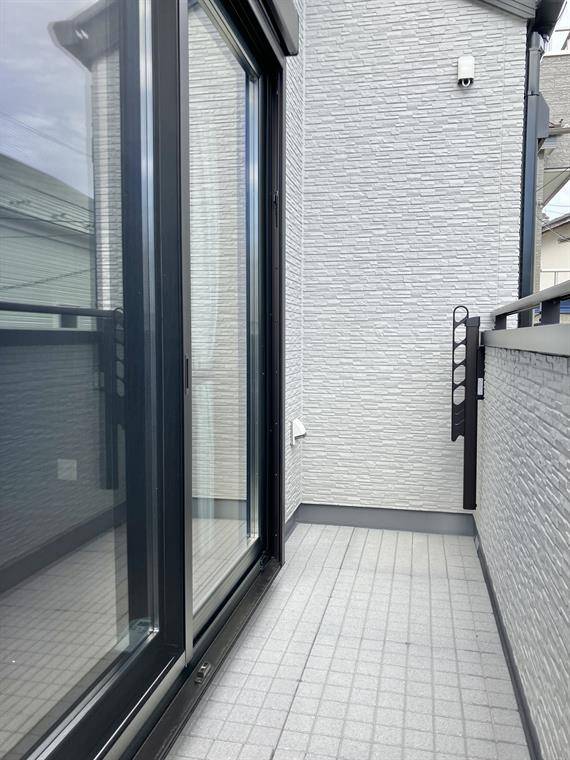 春江町戸建のバルコニー