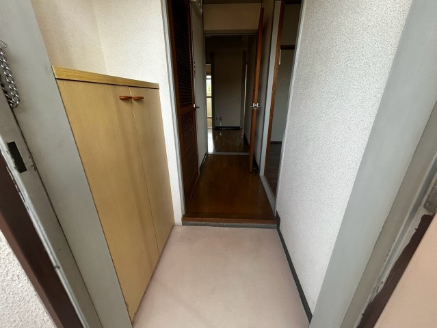 船木ハイツ２の玄関