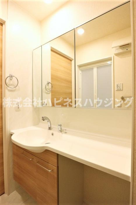 ラポール101の独立洗面台
