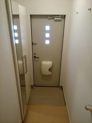 アルバ・ＴＡＫＡ　Ｂの玄関