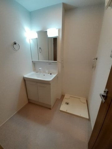 シエロ・ガーデン三島　Ｃの洗面所
