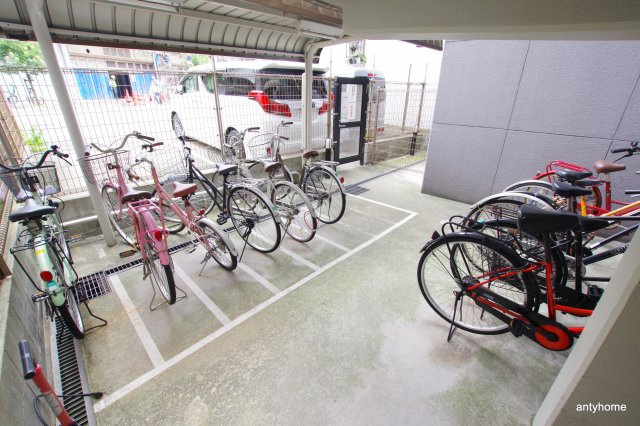 エステムコート大阪城前・OBPリバーフロント　仲介手数料無料の駐車場