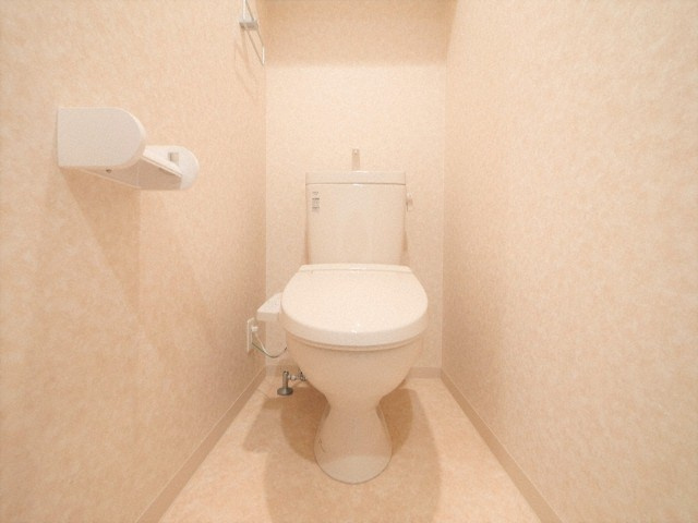 Luxe難波南のトイレ