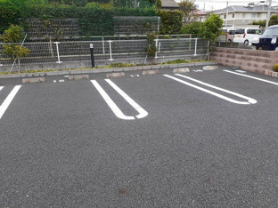 駐車場があるので、車を買う予定の方も安心です