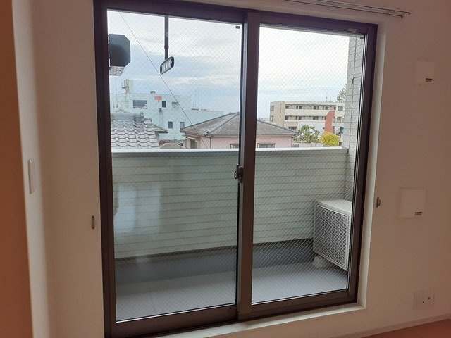 落ち着いた時間を過ごせるバルコニーです
