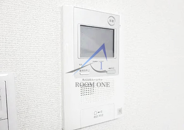 ルーブル西蒲田弐番館のセキュリティ|モニター付きインターホンです。