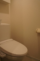 清潔感のあるトイレです