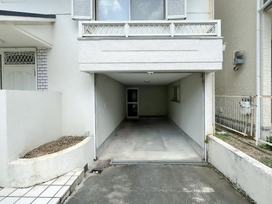 【駐車場】 | 大蔵司２丁目２４　貸家