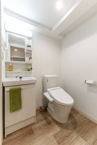 シンプルで使いやすいトイレです