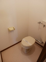 シンプルで使いやすいトイレです