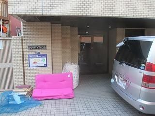 レジデンス初台のエントランス