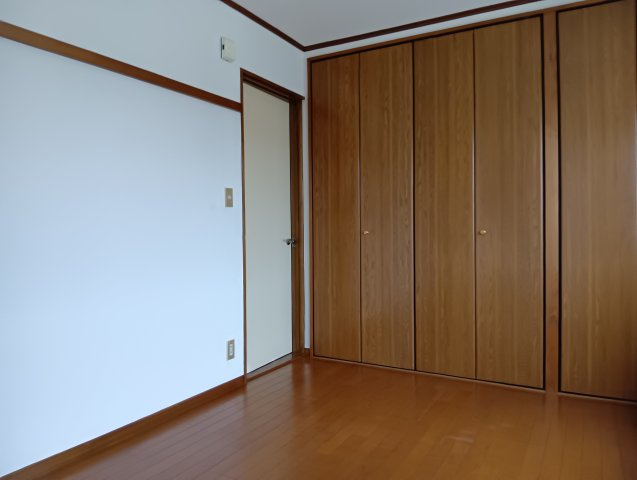 【居間・リビング】 | ルミエール和泉Ⅱ（ルミエールイズミツー）