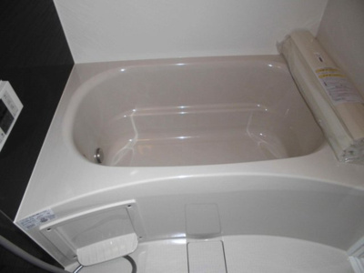 【浴室】 | D-RESIDENCE仙波町 | 落ち着いた空間のお風呂です