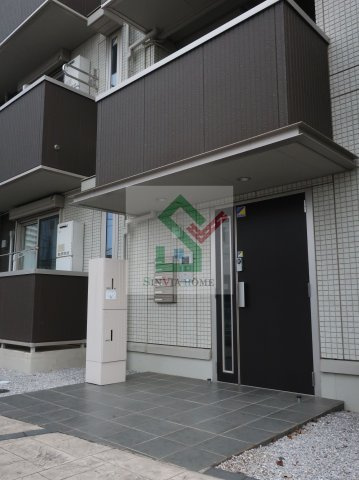 アプリコットBのエントランス