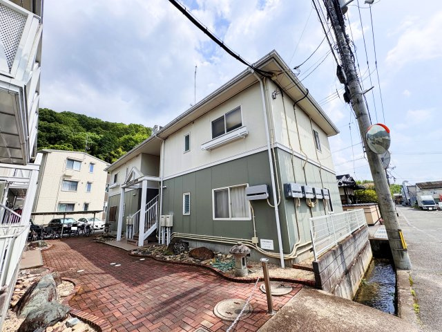 フレグランス三戸C