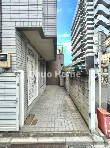 台東区清川2丁目中古住宅の玄関|玄関