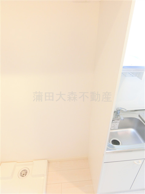 Grand Louvreグランドルーブル平和島のキッチン|冷蔵庫置き場