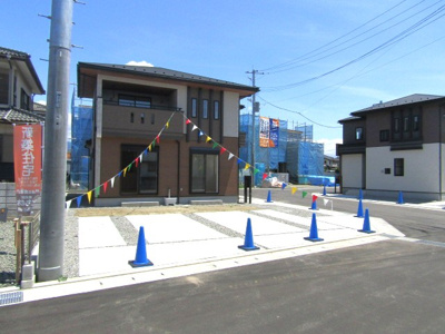 【庭】 | ブルーミングガーデン甲府市宮原町　1号棟 | お庭です