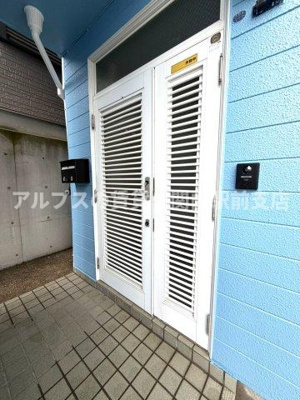 【玄関】 | メゾンカワイ第2