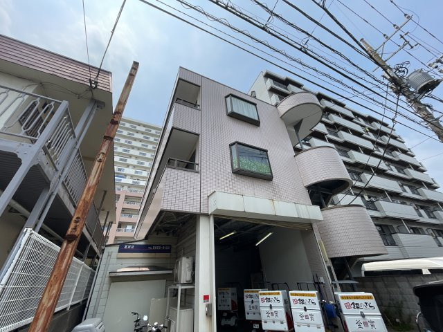 メゾンハイツリーの外観