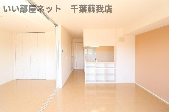 サニーフォレスト　Ｂ棟の居間・リビング|ゆったりとした居間です