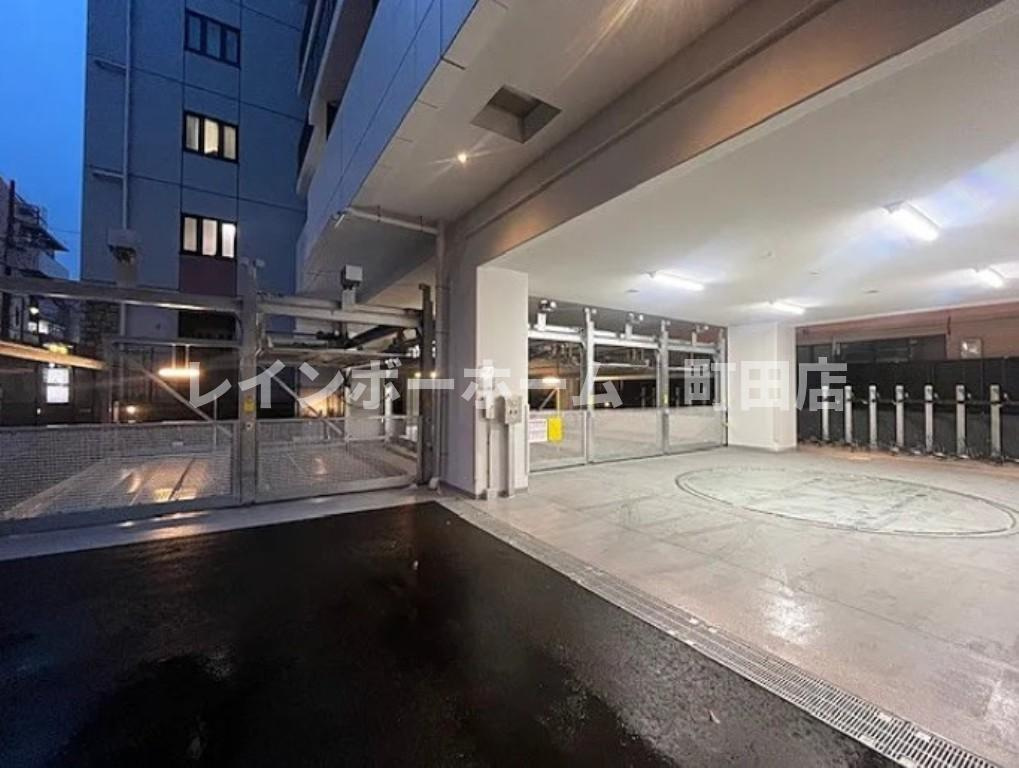 デュオステージ相模大野※初期費用分割後払いサービス利用可能物件の駐車場
