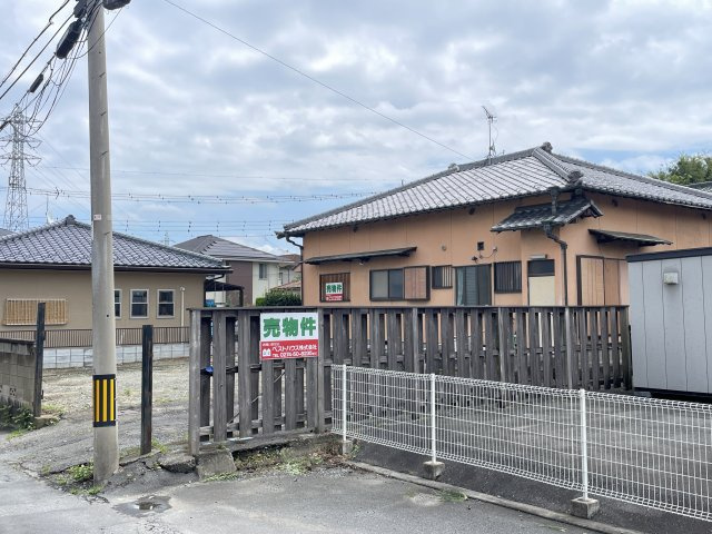 藤岡市中栗須　中古1280の外観