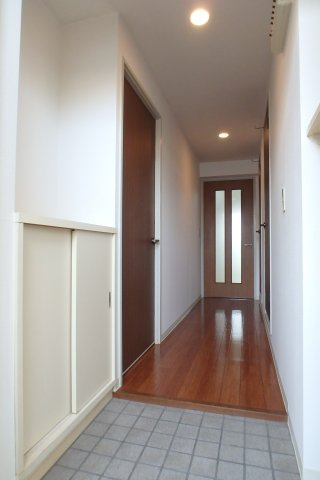 コスモハイツの玄関