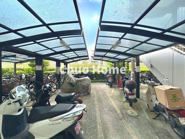 サニーハウス木場公園の駐車場|【バイク置場】最新の空き状況や費用などの詳細は担当スタッフまでお問い合わせください。