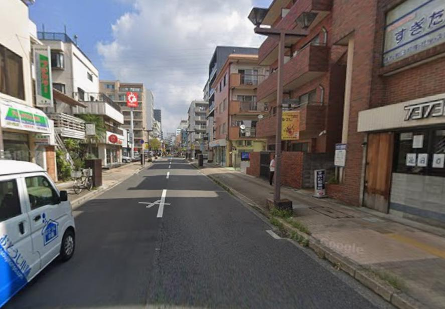 市川市南八幡４丁目の店舗事務所の周辺
