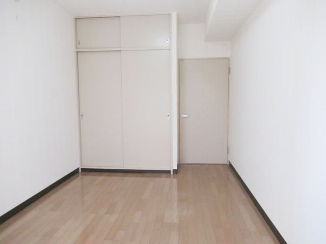 鉄飛坂マンションの内装