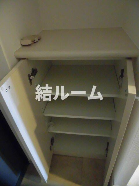 練馬区桜台１丁目の賃貸マンションの玄関