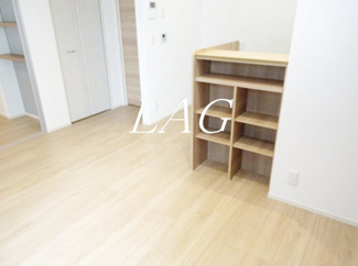 【居間・リビング】 | ジーヴォ宮ノ前  | 洋室のお部屋です。