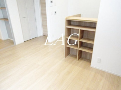 【居間・リビング】 | ジーヴォ宮ノ前  | 洋室のお部屋です。