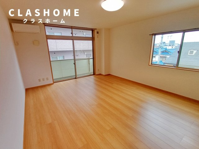 パームタウン新安城　　刈谷市近郊の賃貸はクラスホームの居間・リビング|同物件の別部屋になります。