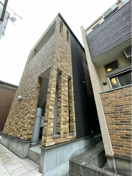 SANCTUARYの外観