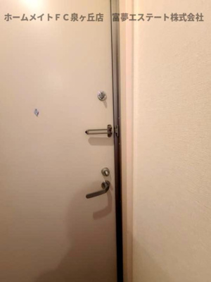 【玄関】 | ヴィラージュ | ※イメージ　同物件別号室の写真